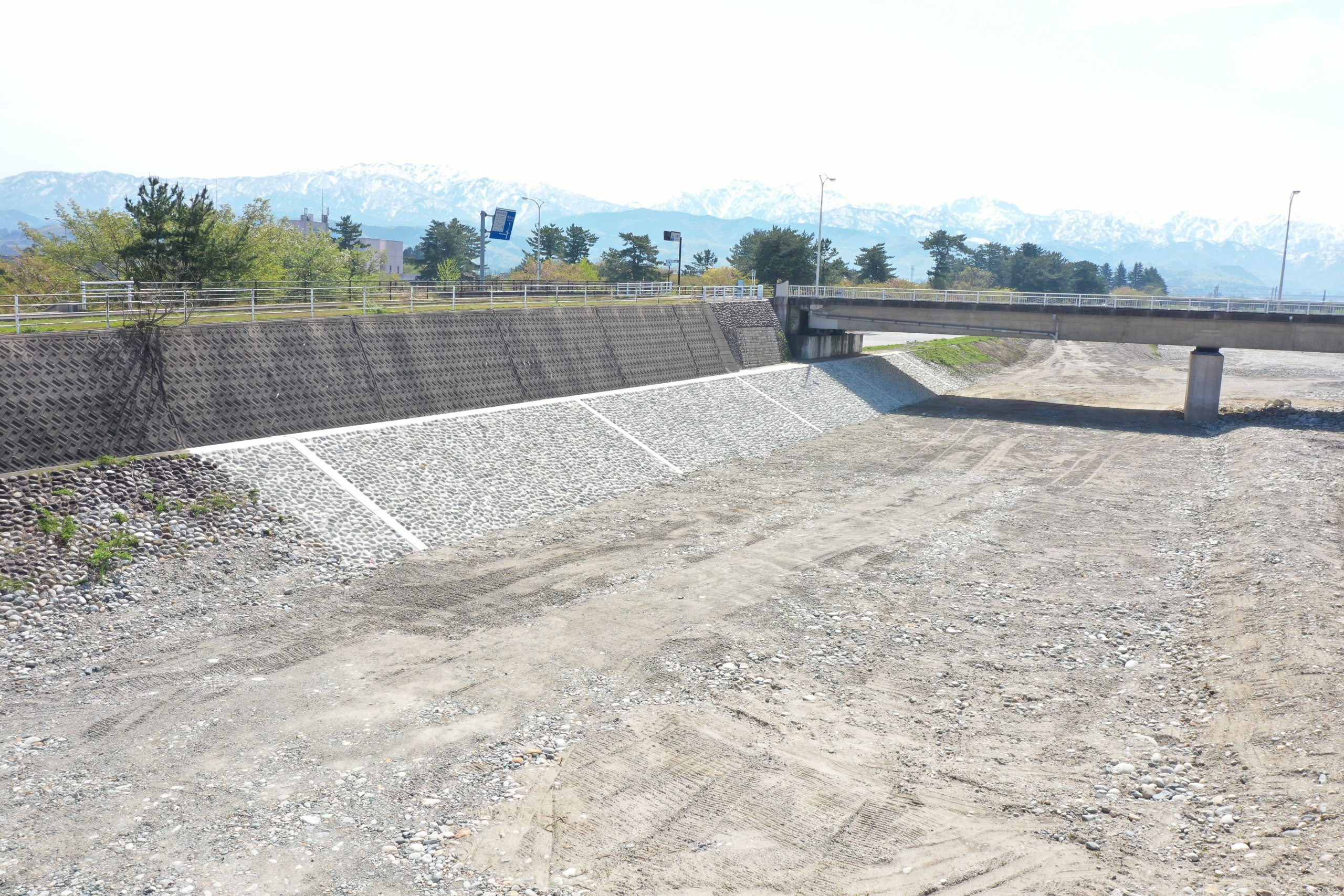 2024　６年災第２６０号　二級河川早月川水系早月川河川災害復旧護岸工工事
